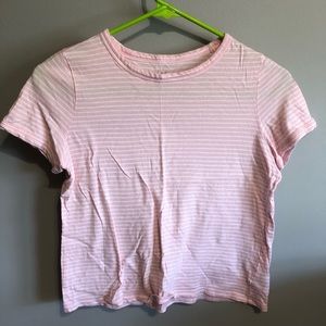 Short sleeve crop top